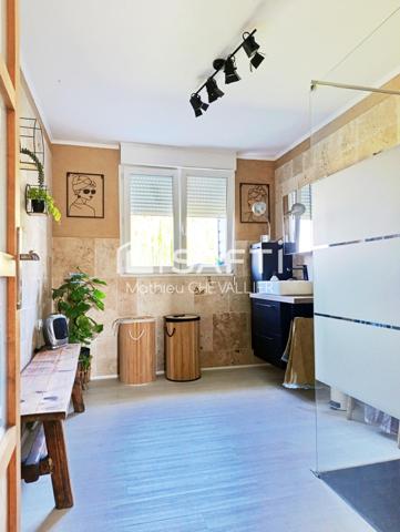 Maison familiale 168 m² avec dépendances & box à chevaux