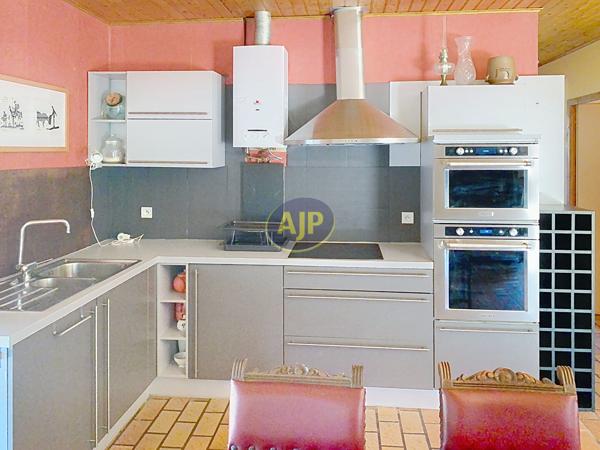 Vente maison Hourtin : 299 000 € - AJP Hourtin Immobilier