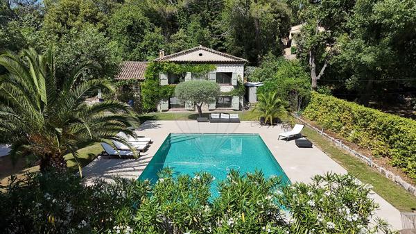 Maison 5 chambre(s) de luxe à vendre - Roquefort-les-Pins, Alpes-Maritimes - 06