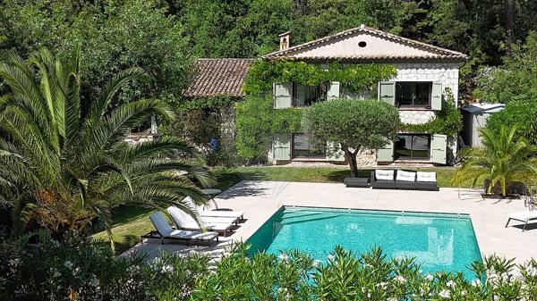 Maison 5 chambre(s) de luxe à vendre - Roquefort-les-Pins, Alpes-Maritimes - 06