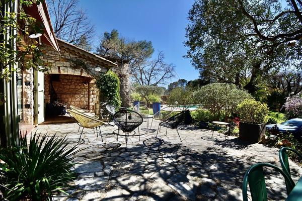 Maison 5 chambre(s) de luxe à vendre - Roquefort-les-Pins, Alpes-Maritimes - 06