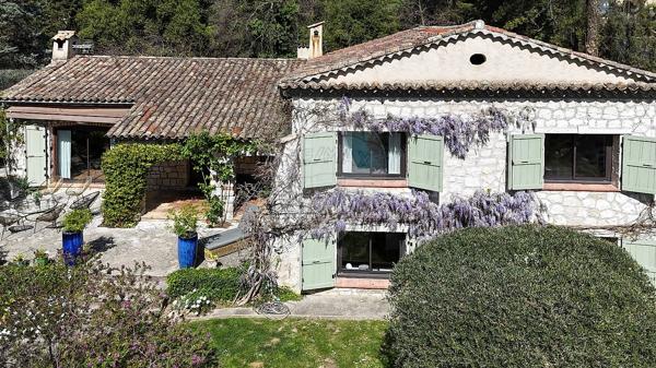Maison 5 chambre(s) de luxe à vendre - Roquefort-les-Pins, Alpes-Maritimes - 06