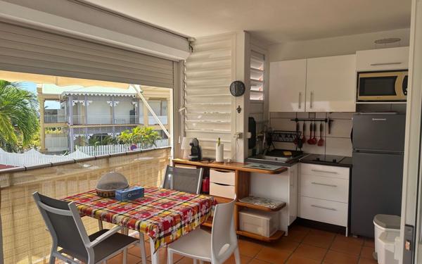 Appartement à vendre    2 pièces • 21 m2 Saint-François