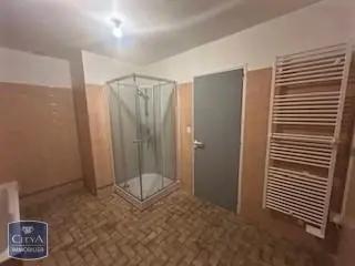 Appartement à louer 4 pièces 146.64m²