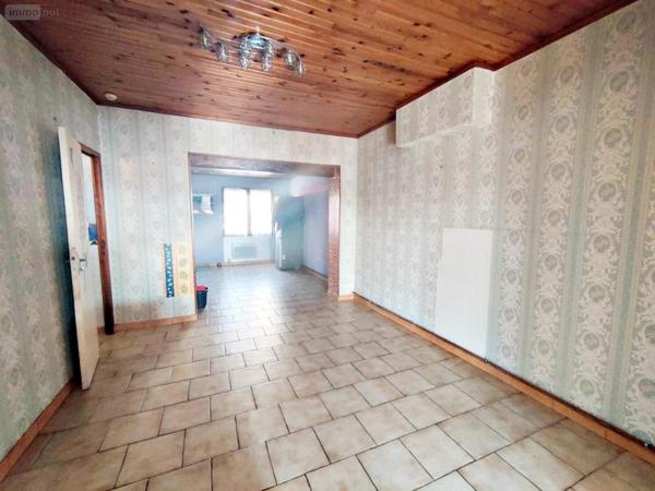 Maison de ville à vendre à Hirson dans l'Aisne (02500), ref : 100518901