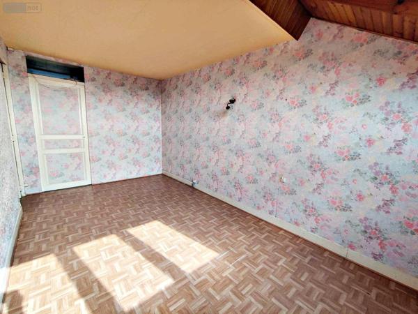 Maison de ville à vendre à Hirson dans l'Aisne (02500), ref : 100518901