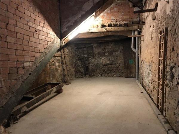 Location                                                      Maison de village
                        
                     3 pièces                      82 m2                     à Pourrières