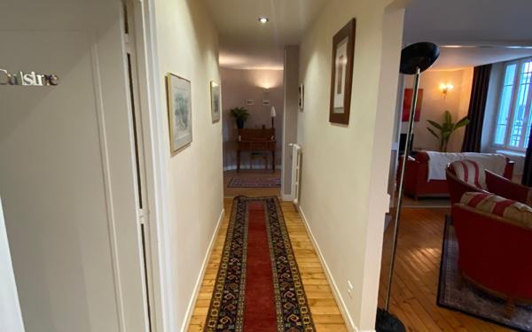 Appartement à louer    2 pièces • 99,43 m2 Lorient