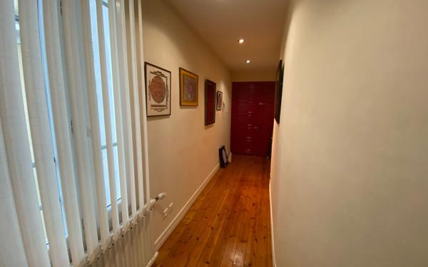 Appartement à louer    2 pièces • 99,43 m2 Lorient