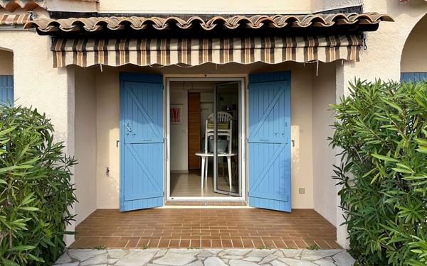 Appartement à vendre    2 pièces • 28 m2 Saint-Raphaël