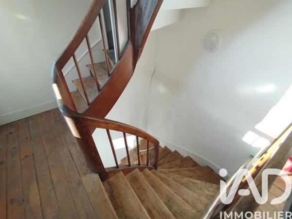 Immeuble à vendre 160 m² Chinon