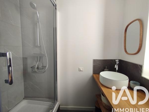 Immeuble à vendre 160 m² Chinon