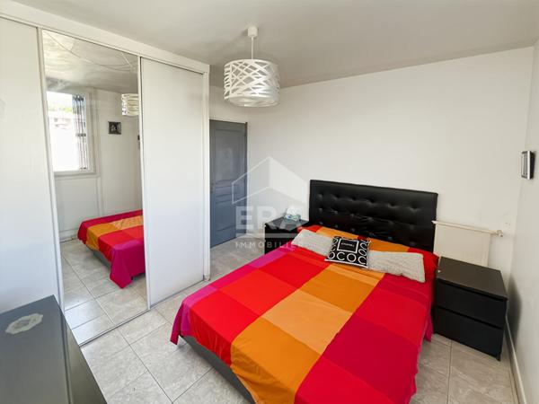 Appartement T4 avec cave et garage - Marseille 15eme