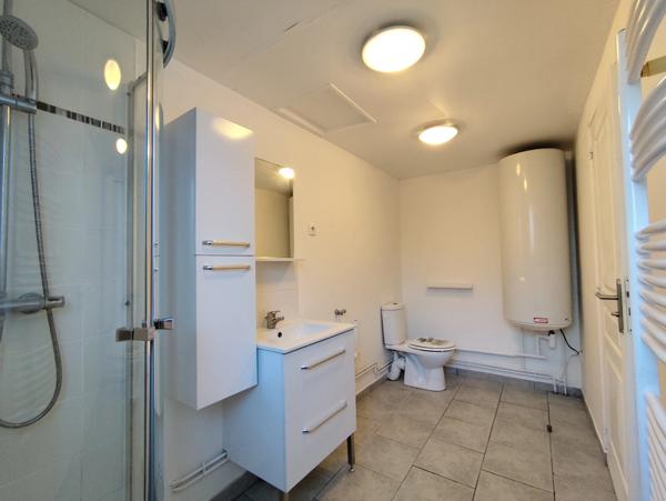 Maison à vendre 3 pièces ()