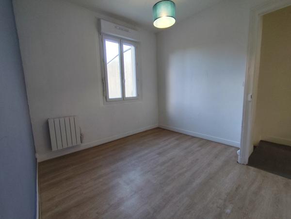 Maison à vendre 3 pièces ()