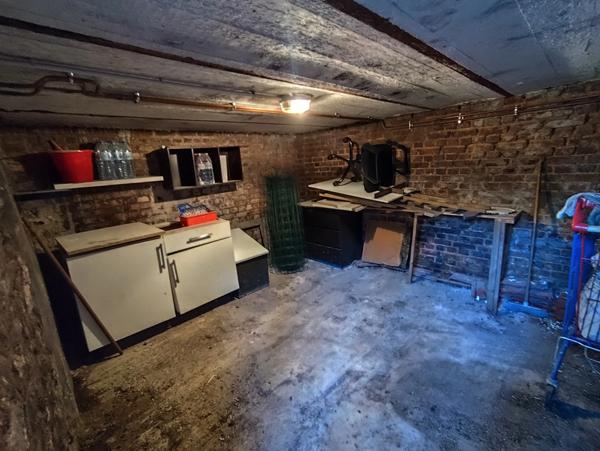 Maison à vendre 3 pièces ()