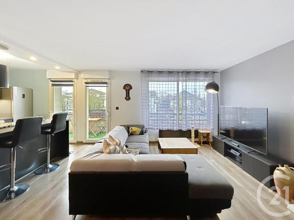 Appartement F4 à vendre  4 pièces - 76,15 m2 MOISSY CRAMAYEL - 77