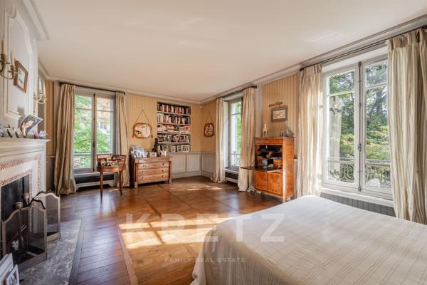 Unique château au coeur de Montmartre