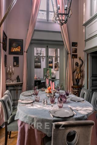 Unique château au coeur de Montmartre