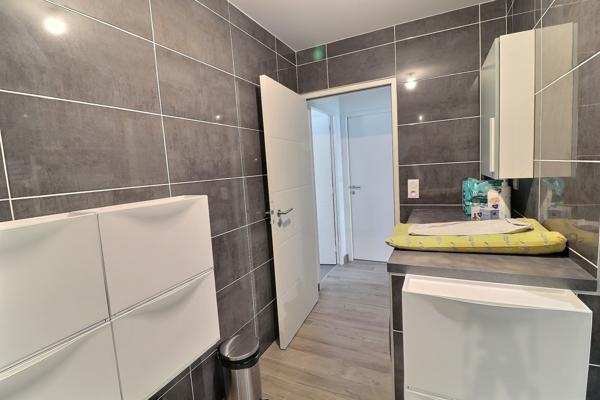Brest (29200) RARE – APPARTEMENT RECENT AVEC VUE PANORAMIQUE SUR LA RADE