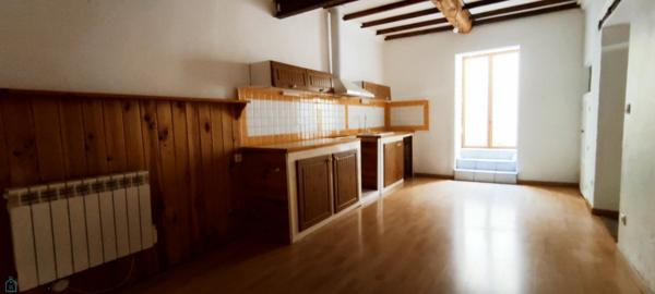 Maison de caractère F4/5 avec garage et patio