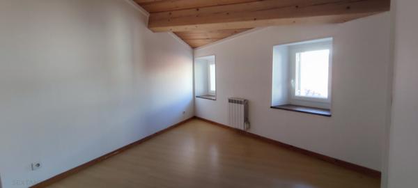 Maison de caractère F4/5 avec garage et patio