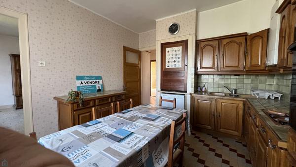 Exclusivité : Appartement T4 de 81 m2 au 1er étage d'une petite copropriété
