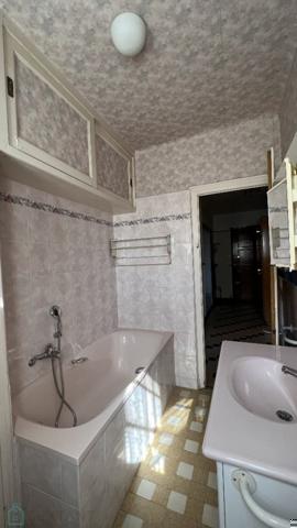 Exclusivité : Appartement T4 de 81 m2 au 1er étage d'une petite copropriété