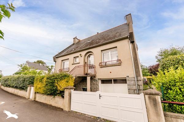 Maison à vendre 169 087 € Carhaix-Plouguer 5 p 109 m² DPE D
