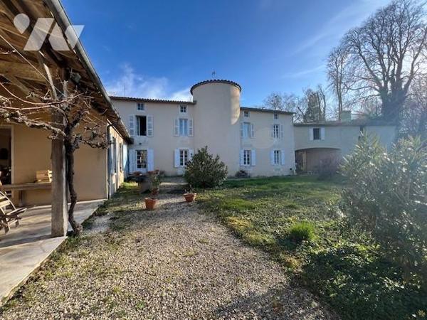  Propriété 9 Pièces 7 chambres - 2 HA de terrain terrasse couverte