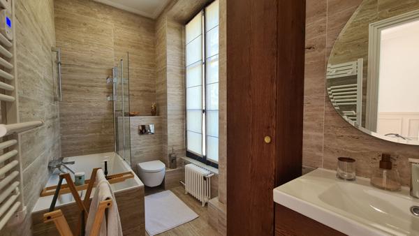 Demeure de Prestige à Longuesse