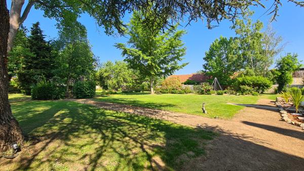 Demeure de Prestige à Longuesse