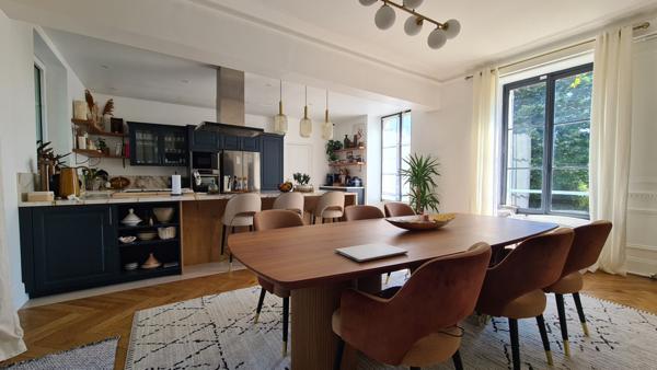 Demeure de Prestige à Longuesse