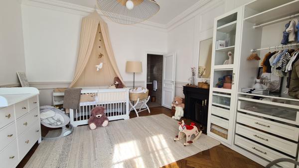 Demeure de Prestige à Longuesse