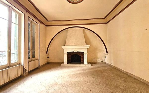 Maison à vendre    4 pièces • 104 m2 Salon-de-Provence