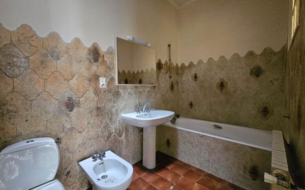 Maison à vendre    4 pièces • 104 m2 Salon-de-Provence