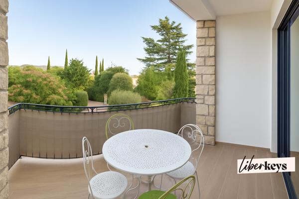 Maison de 256 m² avec 3 appartements au cœur de Gréoux-les-Bains