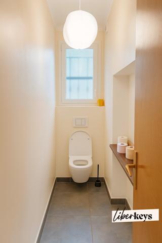 Maison de 256 m² avec 3 appartements au cœur de Gréoux-les-Bains