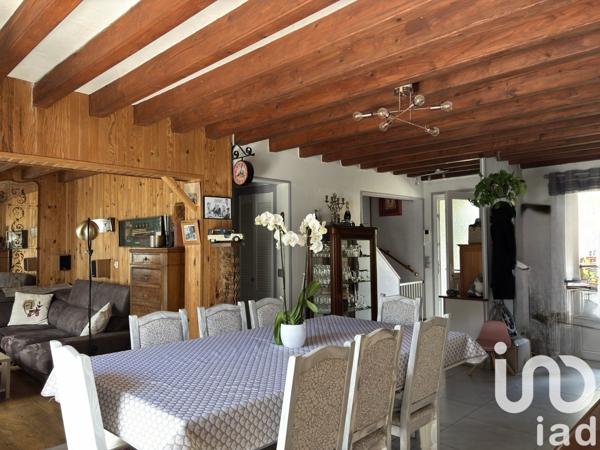 Pavillon 5 pièces de 95 m² à Pringy (77310)