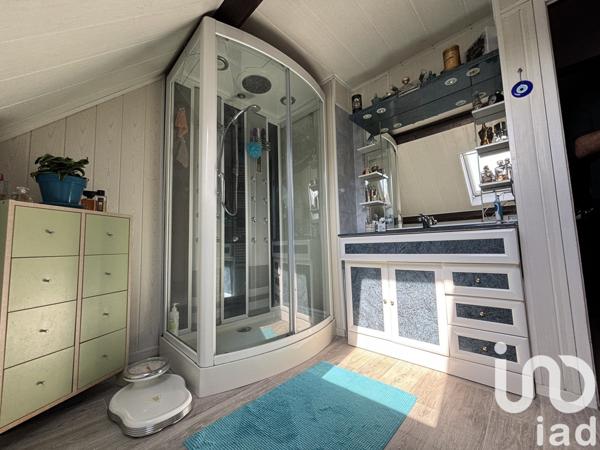 Pavillon 5 pièces de 95 m² à Pringy (77310)