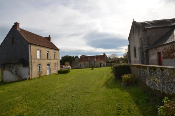 Vente / Maison avec dépendance