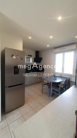 Maison à BONCHAMP-LES-LAVAL, 53960 - 5 pièces 83m²