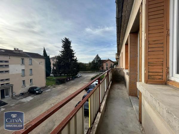 Appartement à louer 4 pièces 55m² Carpentras (84200)