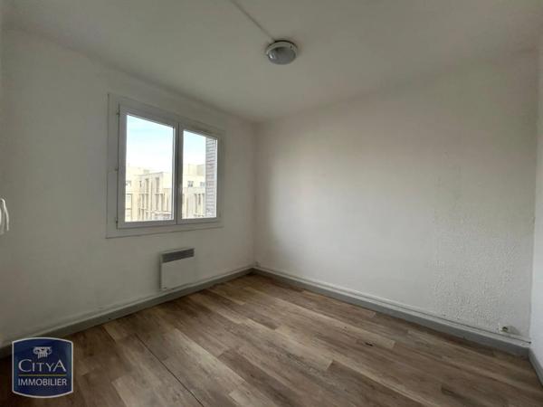 Appartement à louer 4 pièces 55m² Carpentras (84200)