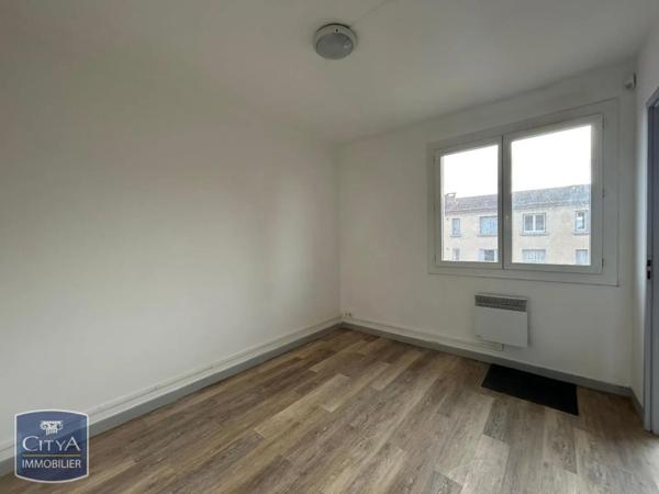 Appartement à louer 4 pièces 55m² Carpentras (84200)