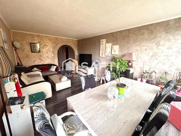 Appartement 4 chambres avec balcon