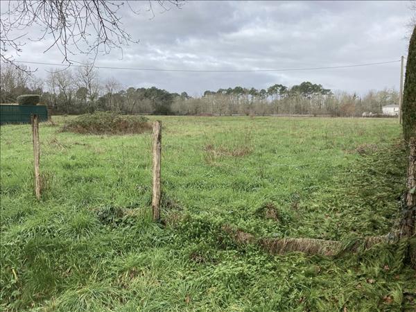 Terrain à vendre |  Léognan |  1012 m²