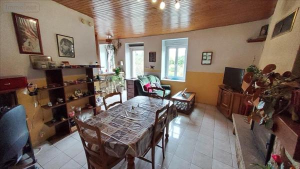 Maison restaurée à vendre à Plounévézel dans le Finistère (29270), ref : 29066-969793