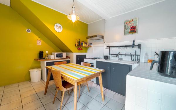 Maison à vendre    5 pièces •  Lit-et-Mixe