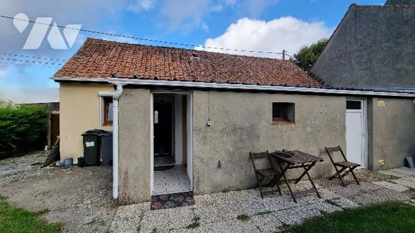 EXCLUSIVITE - Maison semi individuelle bâtie sur 648 m² de plain-pied